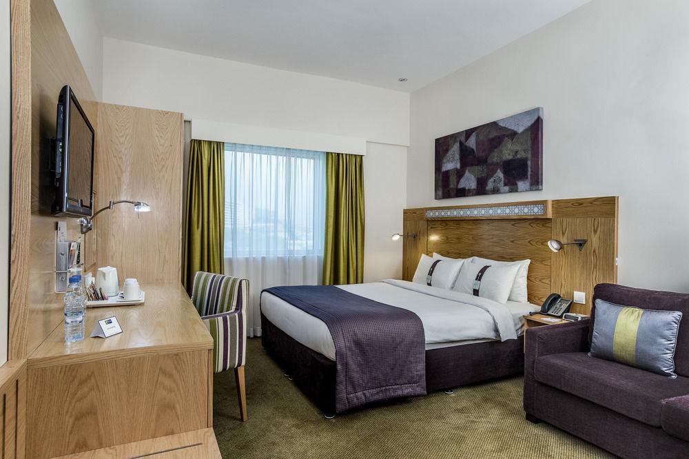 Holiday Inn Express Dubai Safa Park, An Ihg Hotel Eksteriør billede