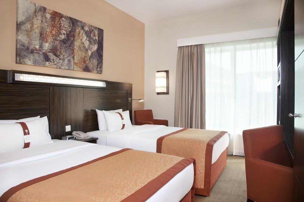 Holiday Inn Express Dubai Safa Park, An Ihg Hotel Eksteriør billede