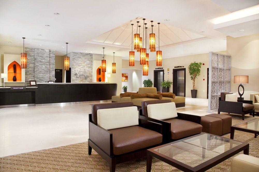 Holiday Inn Express Dubai Safa Park, An Ihg Hotel Eksteriør billede
